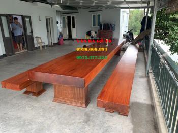 Bàn ăn gỗ nguyên khối - BA313