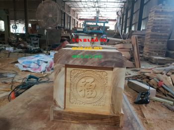 Quách gỗ ngọc am chạm sen