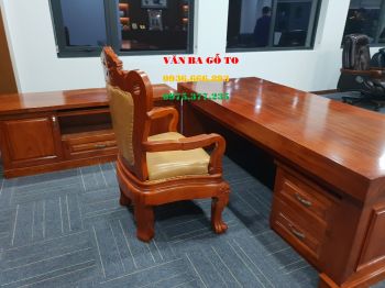 Bàn giám đốc VIP