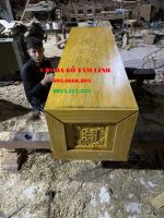 QUAN TÀI GỖ VÀNG TÂM 2 sườn để trơn, thiên trạm sen