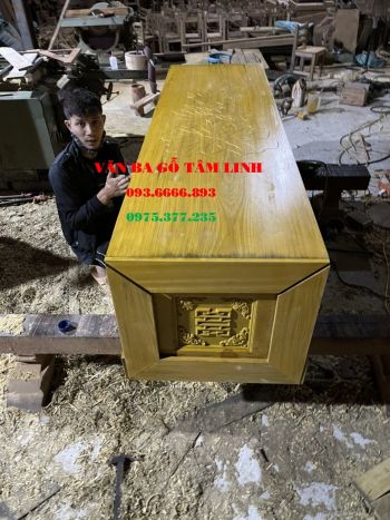 QUAN TÀI GỖ VÀNG TÂM 2 sườn để trơn, thiên trạm sen