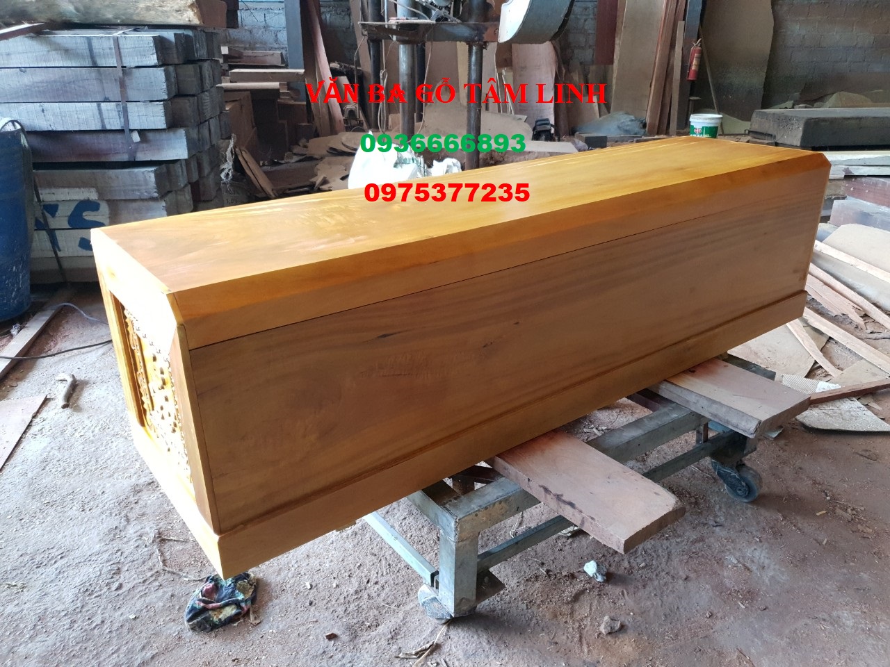 quách gỗ vàng tâm