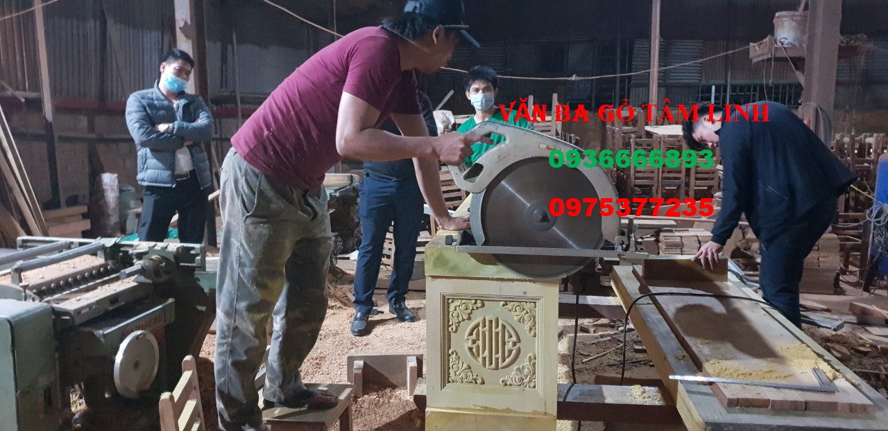 quan tài gỗ vàng tâm